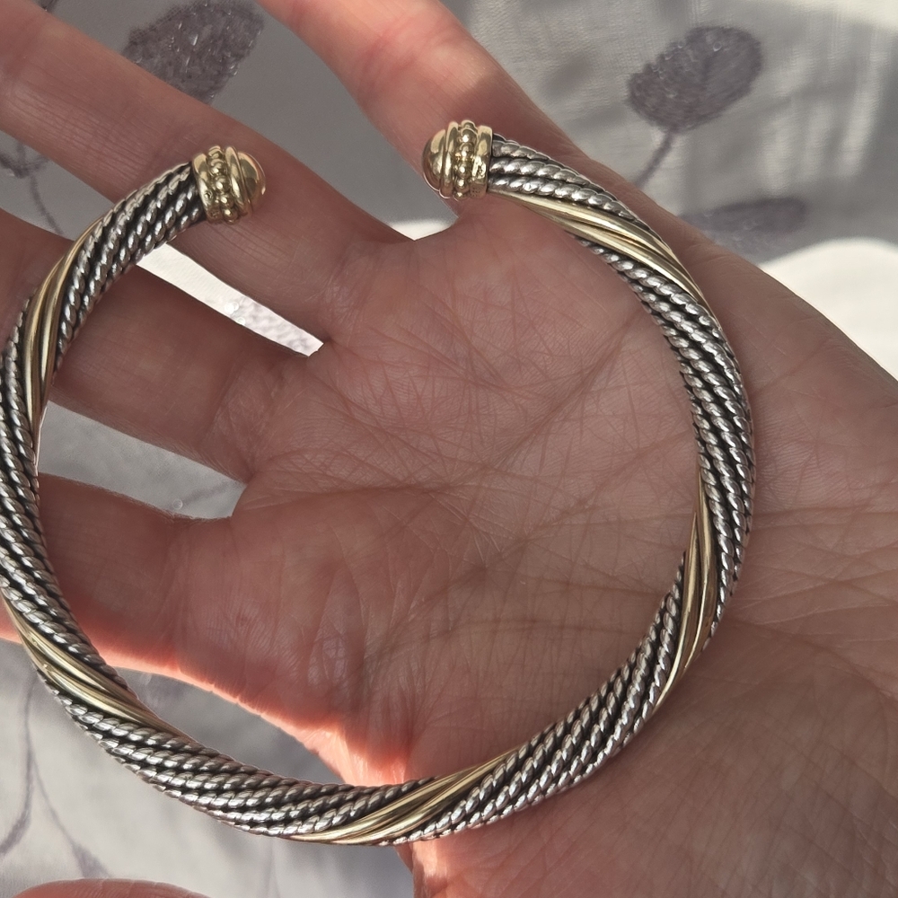 VAHAN Gold and Silver Twisted Bracelet - Picture 7 of 7
